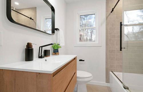 New Paltz Zen Wellness Cabin w/ Hot Tub - Foto 7