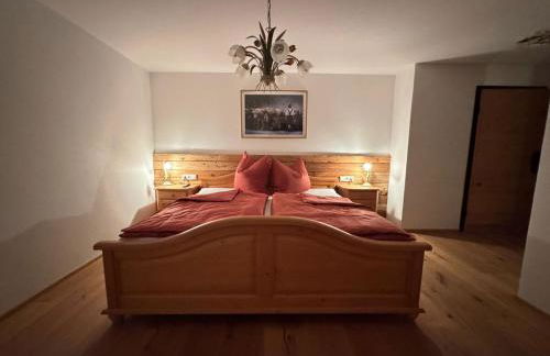 DAS BISCHOF - 5 exklusive Ferienwohnungen und 1 Doppelzimmer - 4x mit privater Zirben Sauna - Semmelservice & Hindelang PLUS - Foto 28