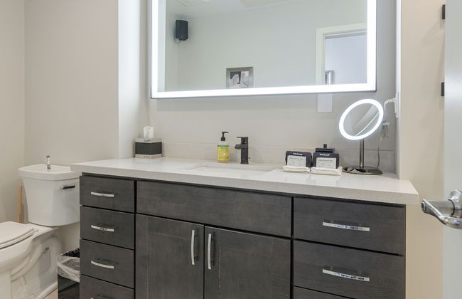 Unique Historic Experience Conveniently Located in the Heart of Cincinnati - Foto 69