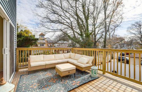 Walk to Keansburg Beach! Family Home with Pool - Foto 3