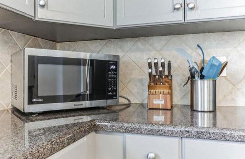 Quaint homey cottage style home in Harvest - Photo 26