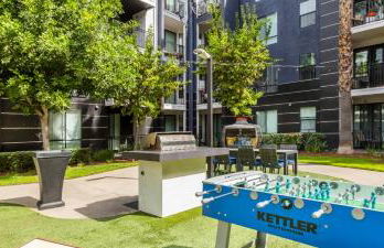 Noho Haven 2 bed Apt with FREE Parking - Foto 9