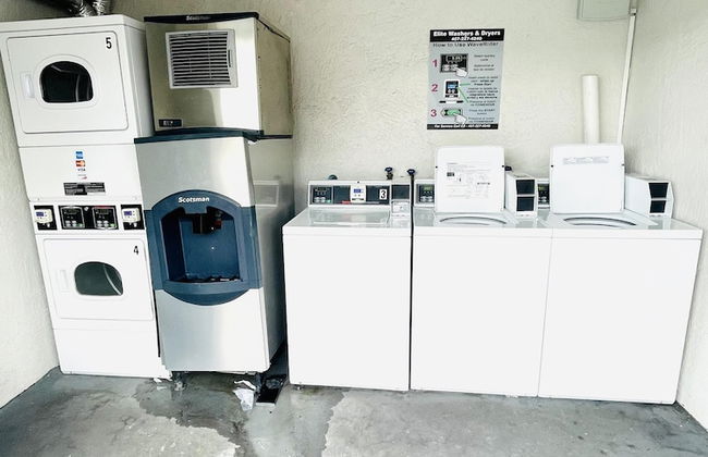 1/1 Condo-hotel With Double bed and Community Pool Miles From Disney! - Foto 13