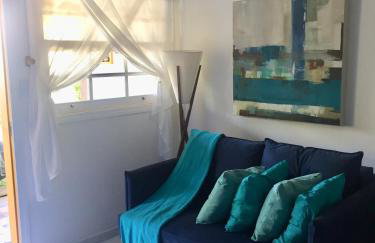 Cozy Blue House - Photo 2