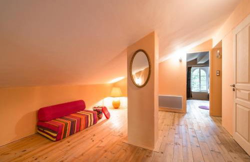 Stone House St Denis with Pool & Views - Foto 14