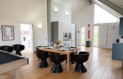 A Stunning State Of The Art Eco Home - Games Room - Foto 39