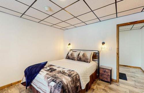 The Lake House - Photo 20