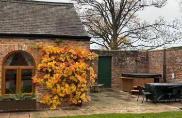 Courtyard House- Luxury Holiday House with floodlit Tennis court - Foto 7