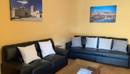 Junto a la Catedral, con parking privado gratis - Foto 5