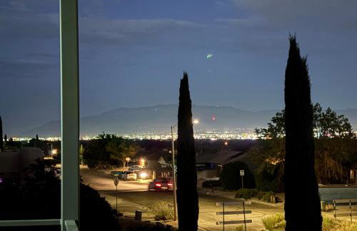 House in the Palisades Hills with City and Mountain views - Foto 51