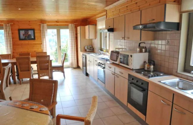Holiday Home With a Panoramic View of the Ourthe, on a Quietly Located Property - Foto 26