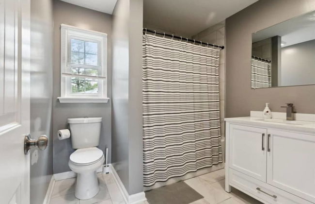 Buckroe Retreat Family Haven Near the Beach - Foto 41