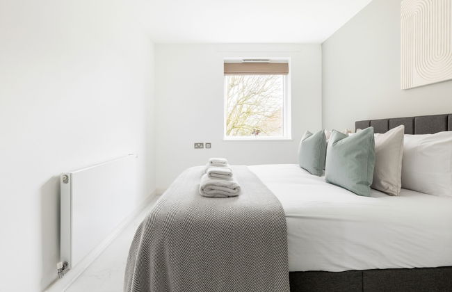 Luminous 2 Bed Balcony Flat in Islington - Foto 16