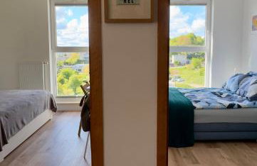 Navy Blue Apartment - Photo 8