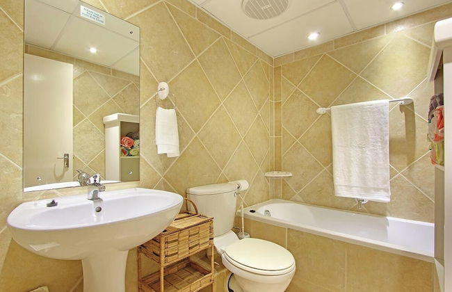 Ocean View C602 bt HostAgents - Photo 19