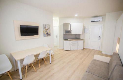 Apartamentos Plaza de Santiago - Estudios Turisticos - 1 LLAVE - Foto 57