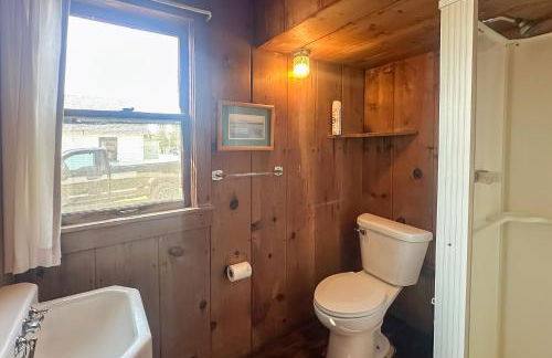 Cabin 8 on Lake Huron in Les Cheneaux Islands! - Photo 11