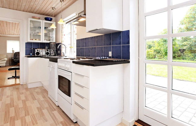 6 Person Holiday Home in Store Fuglede - Foto 7