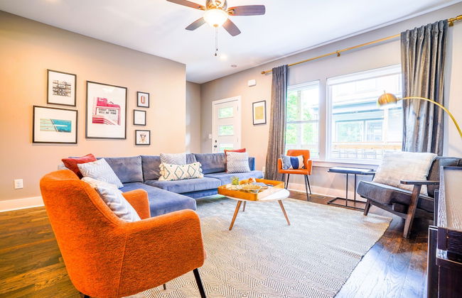 Classic Comfort - Photo 1