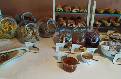 Cherry Sculpture Hotel - Foto 15