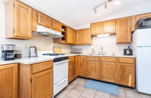 Historic Avenues Loft-Walk Downtown-40 mins to Ski - Foto 7