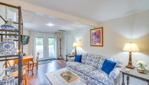 Hike, Sip and Explore Charming Waterford Cottage! - Foto 4