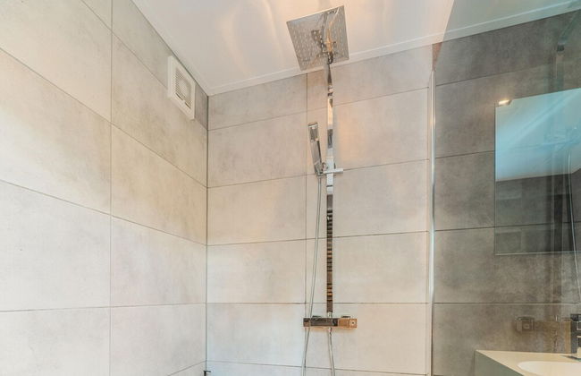 Lovely Wooden Chalet With Garden in Reutum - Photo 21