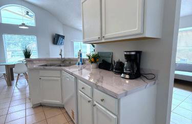 Beautiful South-Facing Pool Home in Southern Dunes - Foto 13