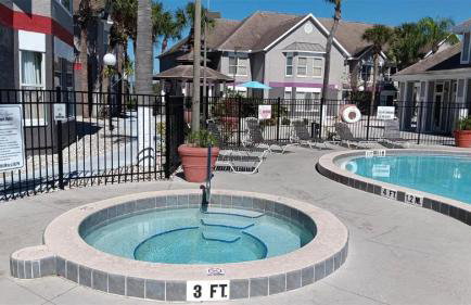 Two bed condo in Parkway Palms Resort - Foto 24