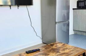 Stylish 1BR Executive Bury Stay with Kitchen and WiFi - Foto 8