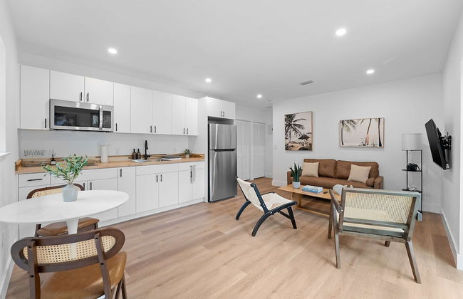 921 Apartment 1 in Fort Lauderdale - Photo 1