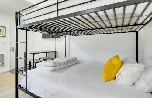 Charming Studio with Pool and Table Rock Lake Access! - Foto 9