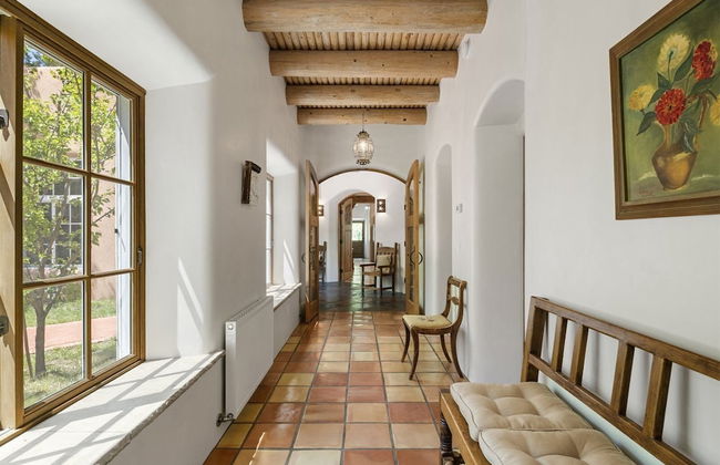 El Torreon - Exclusive Luxury Home, Nestled Next to Water and Trees - Foto 36