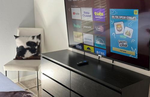 Near Disney, Private South Facing Pool, Star Wars Arcade Theater, 3 King Beds - Photo 39