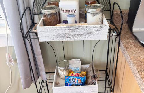 Private 2 Bedroom Lofted Garage Getaway - Foto 30