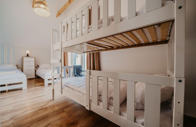 House in Nadole With Private Beach & Jacuzzi - Photo 6