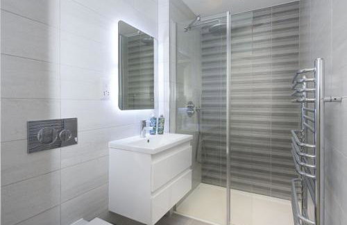 Close to the Beach, Wi-Fi, Parking - Foto 17