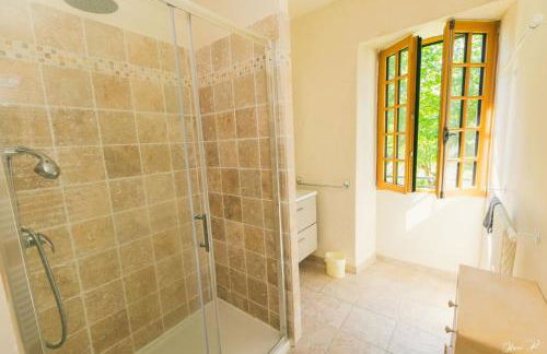 Domaine familial la marjoline - Photo 19