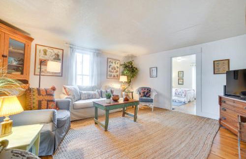 The Porch House Located in Historic Village - Foto 2