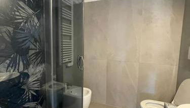 Cozy design studio apartment in Porta Maggiore. - Foto 5, Shower