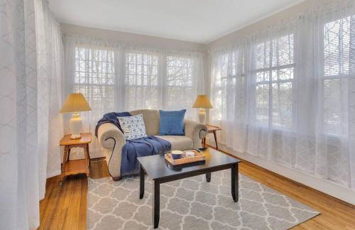 Prime West Hartford Center- Timeless Charm - Foto 12