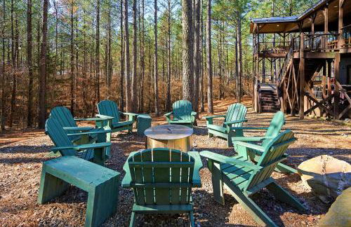 The Nomi Lodge - Sleeps 28 - Gorgeous Rustic Cabin, Centrally Located, Tons of Amenities - Photo 3