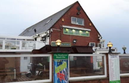 L25 L&g caravan hire 6 berth millfields family only and lead person must be over 30 MAX 4 ADULTS - Foto 39