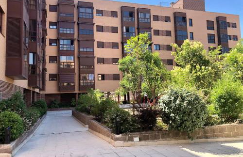 Apartamento Wanda Ifema con Parking y Gym - Foto 37