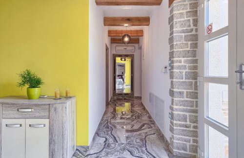 Villa Patrick-Luxury stone house in the center of Istria - Photo 37