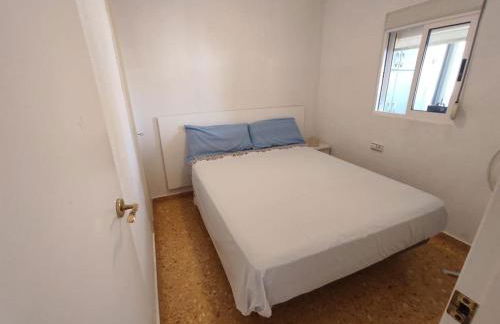 Amplio apartamento con piscina y a 50m del mar - Foto 3