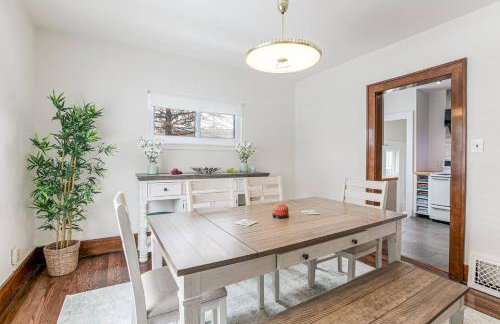 Stylish 3br Cozy Home 10min Drive from ND! - Foto 49