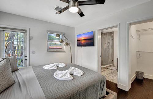 Tradewinds Ultimate Delray Beach Lifestyle 3BR2BA Home with Heated Pool - Foto 35