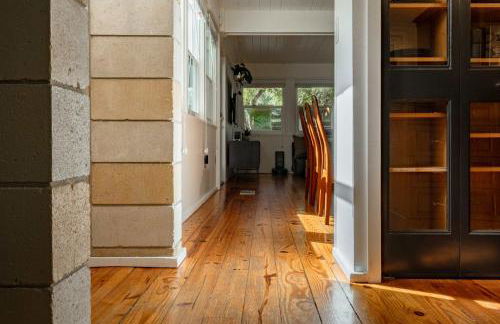 TreeTops Spacious Architectural Retreat - Foto 27