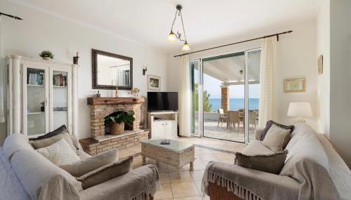 Beachfront Villa Victoras - With private beach - Foto 5
